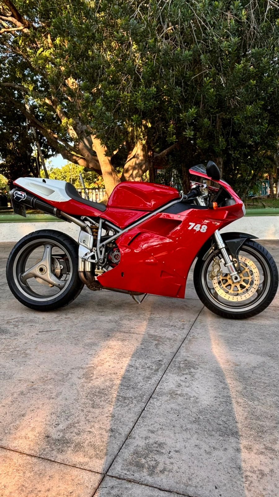 🍀 Gánate una Ducati 748 - Imagen 6